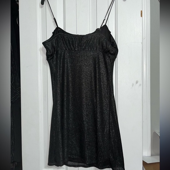 Black small sparkly mini dress - Picture 3 of 4